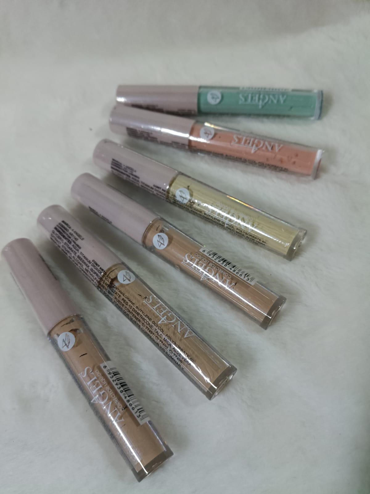 Corrector Liquido 4 ANGELS - Imagen 2